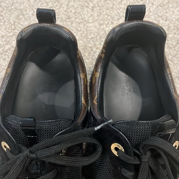 Louis Vuitton Run Away monogram sneaker runner - Picture 9 of 13